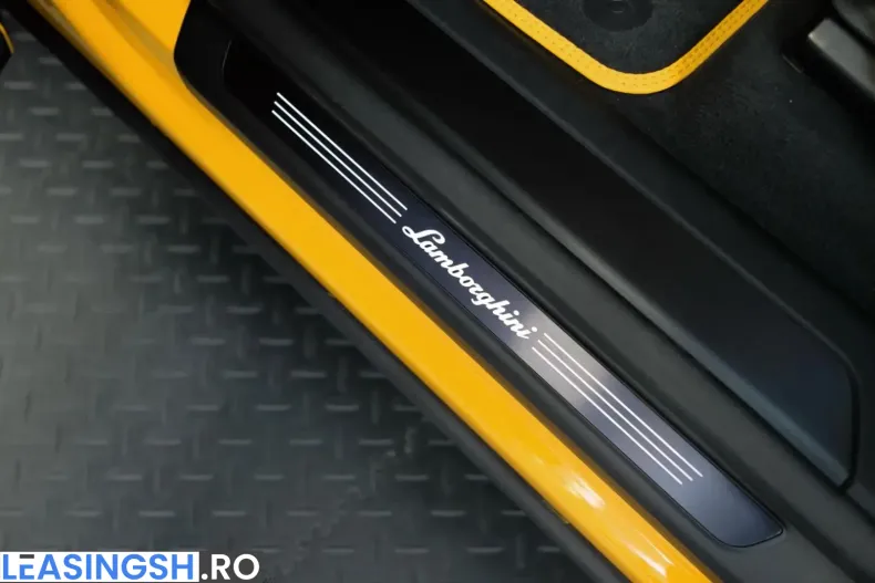 Lamborghini Urus din 2025 cu 2.150 km - oferta LAM203668 - foto 24