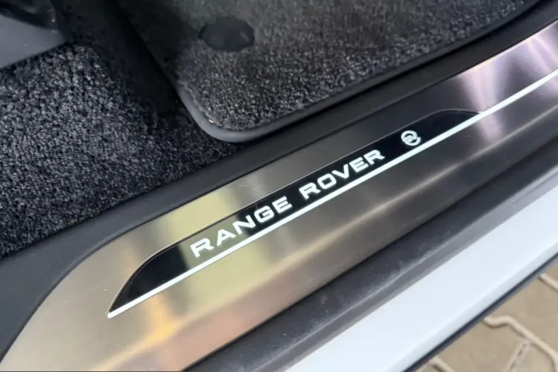 Land Rover Range Rover din 2024 cu 27.900 km - oferta LAN203670 - foto 19