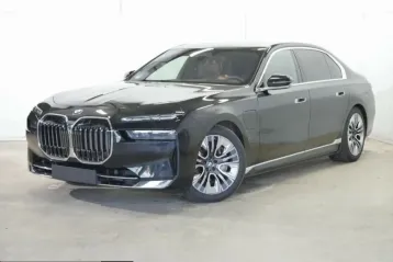 BMW 750 din 2024 - oferta BMW203674