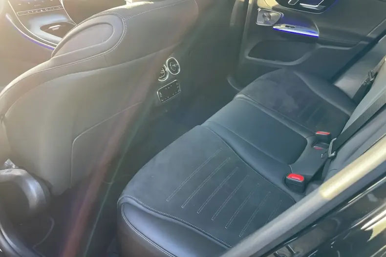 Mercedes-Benz GLC 300 (Clasa GLC) din 2024 cu 42.200 km - oferta MER203679 - foto 10