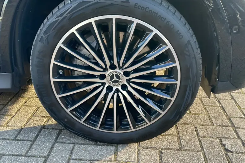 Mercedes-Benz GLC 300 (Clasa GLC) din 2024 cu 42.200 km - oferta MER203679 - foto 14