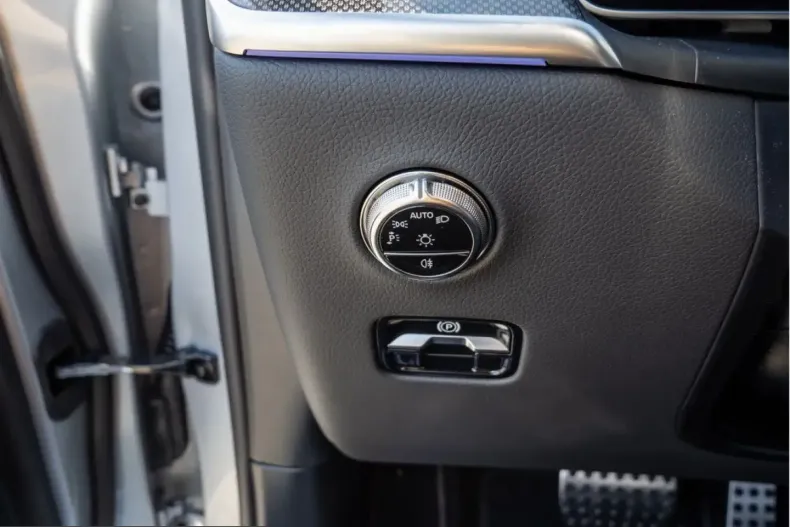 Mercedes-Benz GLC 300 (Clasa GLC) din 2024 cu 11.171 km - oferta MER203680 - foto 20