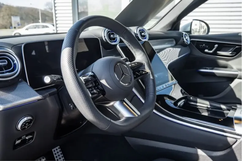 Mercedes-Benz GLC 300 (Clasa GLC) din 2024 cu 11.171 km - oferta MER203680 - foto 24