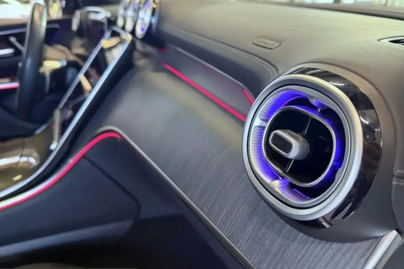 Mercedes-Benz GLC 300 (Clasa GLC) din 2024 cu 28.400 km - oferta MER203683 - foto 14