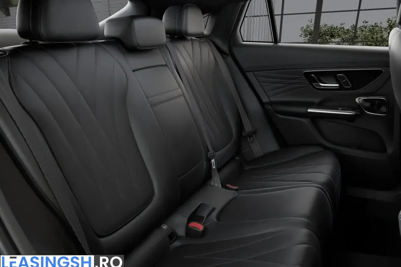 Mercedes-Benz GLC 63 AMG (Clasa GLC) din 2025 cu 31.746 km - oferta MER203684 - foto 11