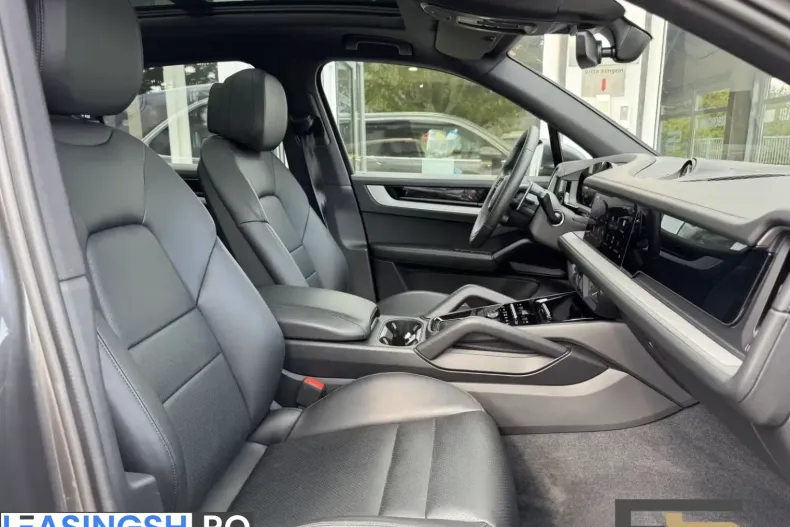 Porsche Cayenne din 2024 cu 8.919 km - oferta POR203685 - foto 17