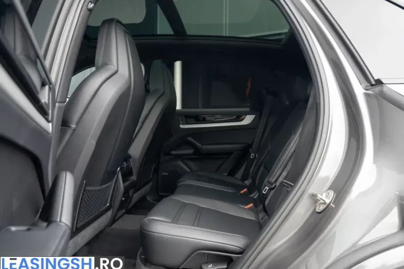 Porsche Cayenne din 2024 cu 21.998 km - oferta POR203688 - foto 17