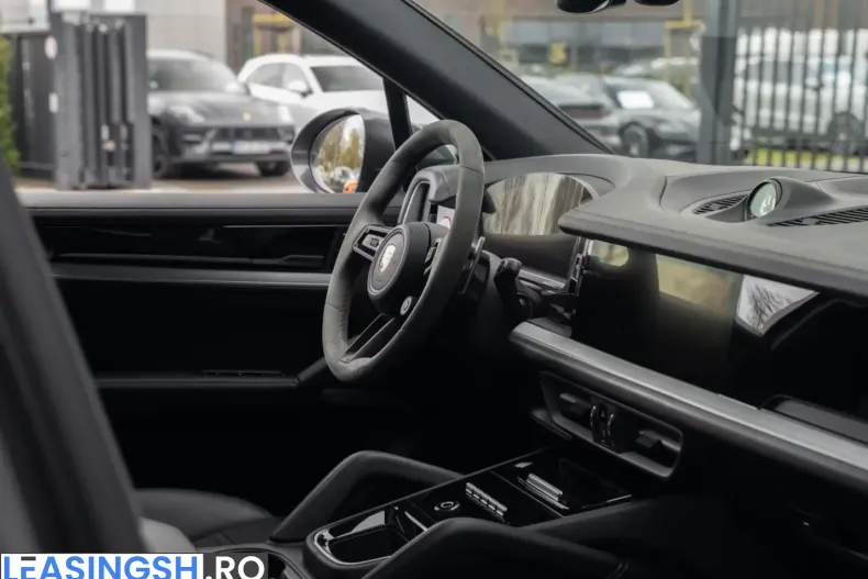 Porsche Cayenne din 2024 cu 21.998 km - oferta POR203688 - foto 18