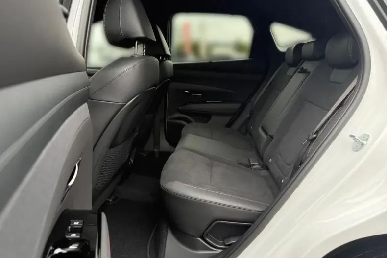 Hyundai Tucson din 2024 cu 9.000 km - oferta HYU203690 - foto 11