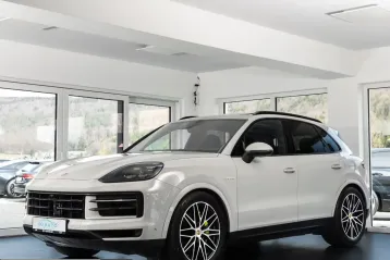 Porsche Cayenne din 2024 - oferta POR203695