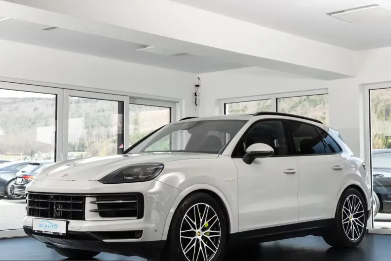 Porsche Cayenne din 2024 cu 16.000 km - oferta POR203695 - foto 1