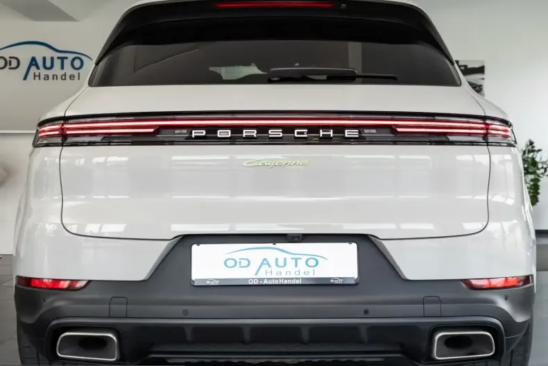 Porsche Cayenne din 2024 cu 16.000 km - oferta POR203695 - foto 7