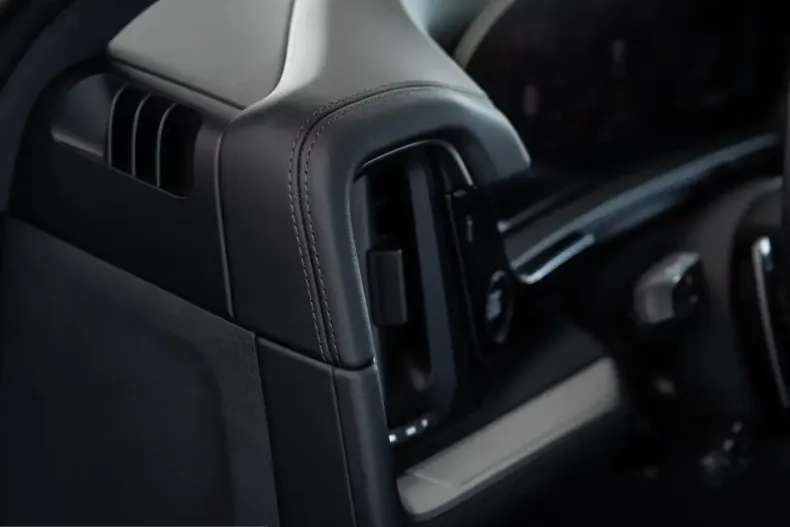 Porsche Cayenne din 2024 cu 16.000 km - oferta POR203695 - foto 13