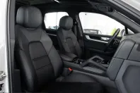 Porsche Cayenne din 2024 cu 16.000 km - oferta POR203695 - foto 19