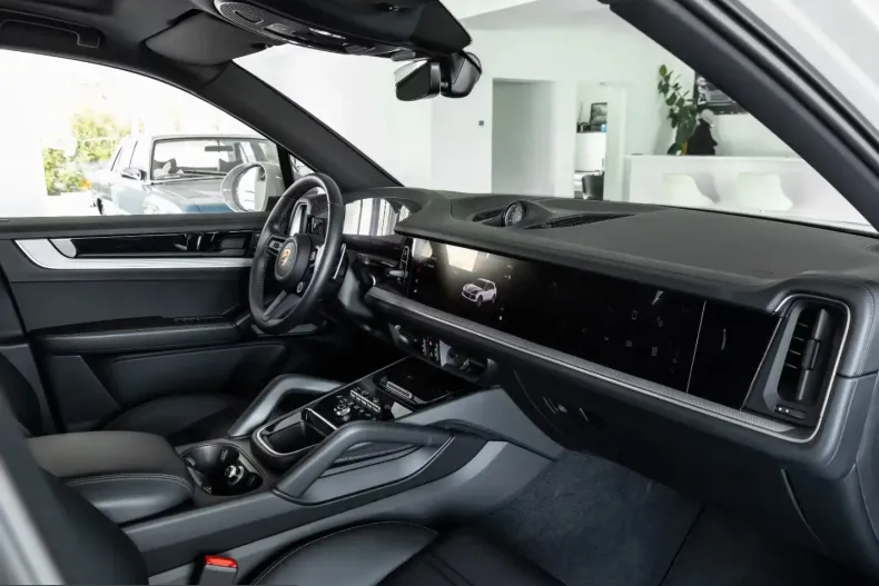 Porsche Cayenne din 2024 cu 16.000 km - oferta POR203695 - foto 24