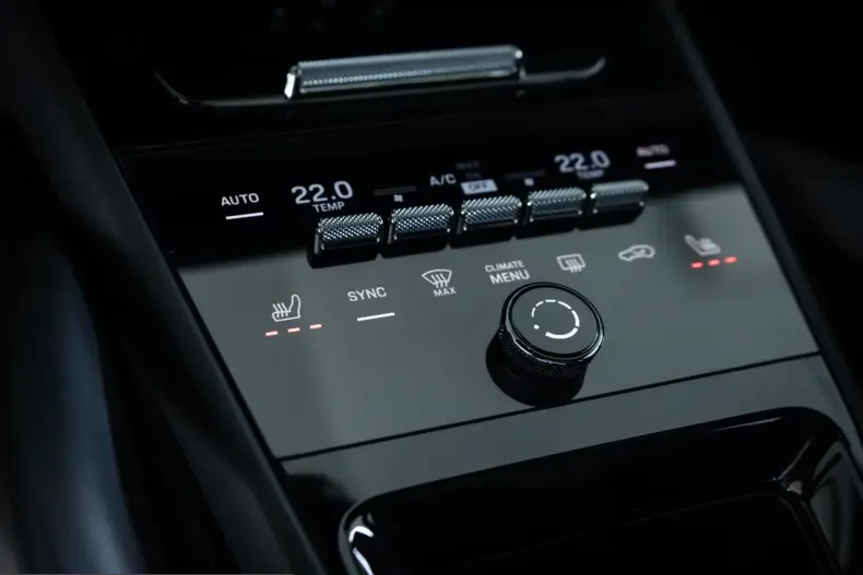 Porsche Cayenne din 2024 cu 16.000 km - oferta POR203695 - foto 29