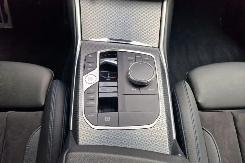 BMW 330 (Seria 3) din 2022 cu 32.582 km - oferta BMW203696 - foto 18