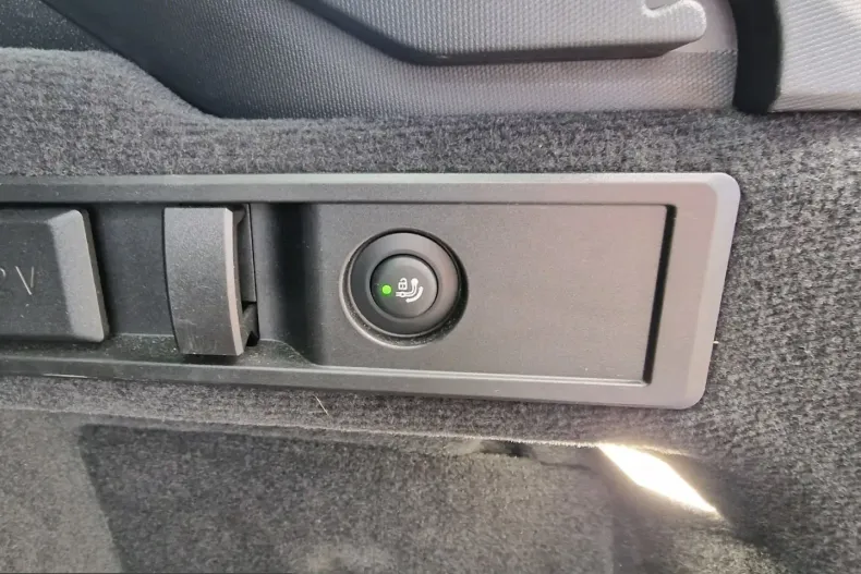 BMW 330 (Seria 3) din 2022 cu 32.582 km - oferta BMW203696 - foto 20