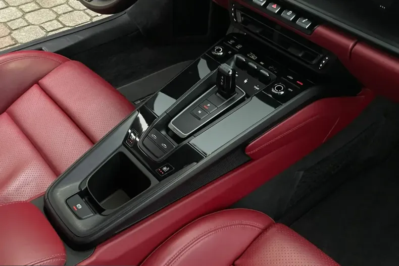 Porsche 992 din 2022 cu 28.398 km - oferta POR203699 - foto 19