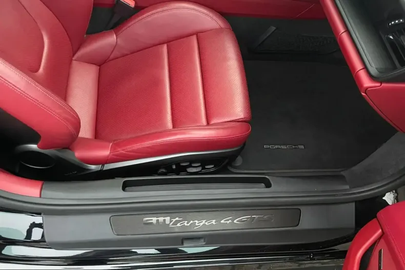 Porsche 992 din 2022 cu 28.398 km - oferta POR203699 - foto 21