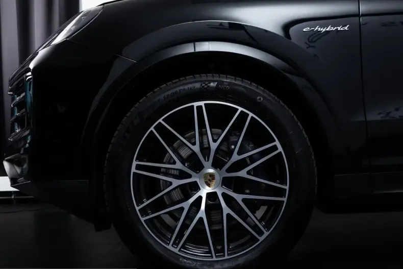 Porsche Cayenne din 2024 cu 7.875 km - oferta POR203702 - foto 8