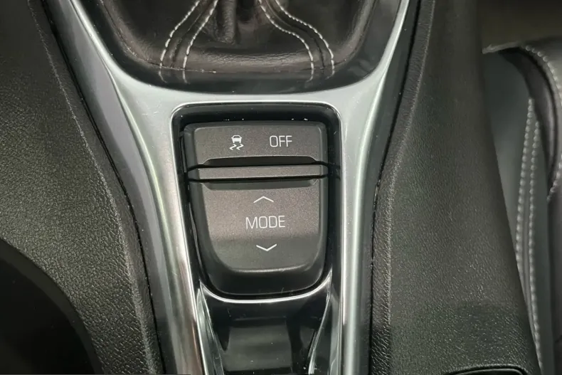 Chevrolet Camaro din 2022 cu 55.000 km - oferta CHE203707 - foto 15