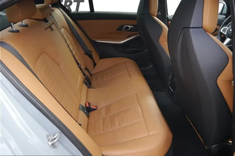 BMW 320 (Seria 3) din 2024 cu 33.300 km - oferta BMW203708 - foto 11