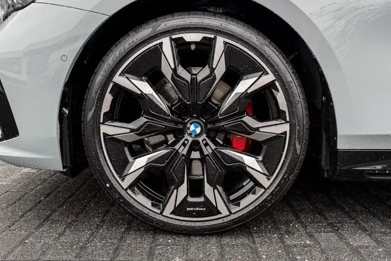 BMW 520 (Seria 5) din 2026 cu 0 km - oferta BMW203710 - foto 4