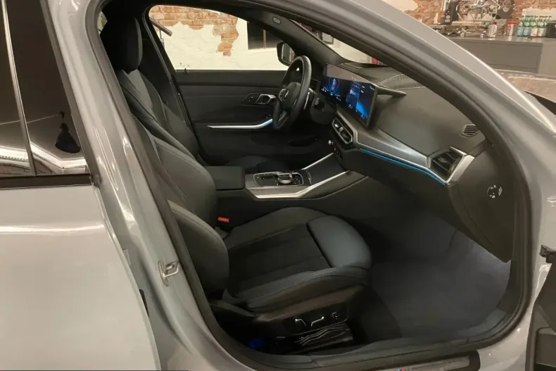 BMW 320 (Seria 3) din 2024 cu 3.990 km - oferta BMW203712 - foto 46