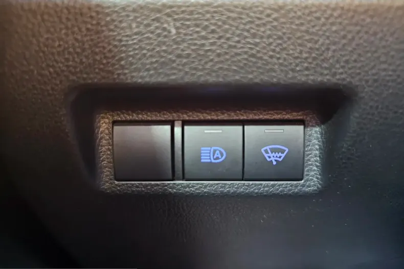 Toyota RAV4 din 2023 cu 66.951 km - oferta TOY203714 - foto 5