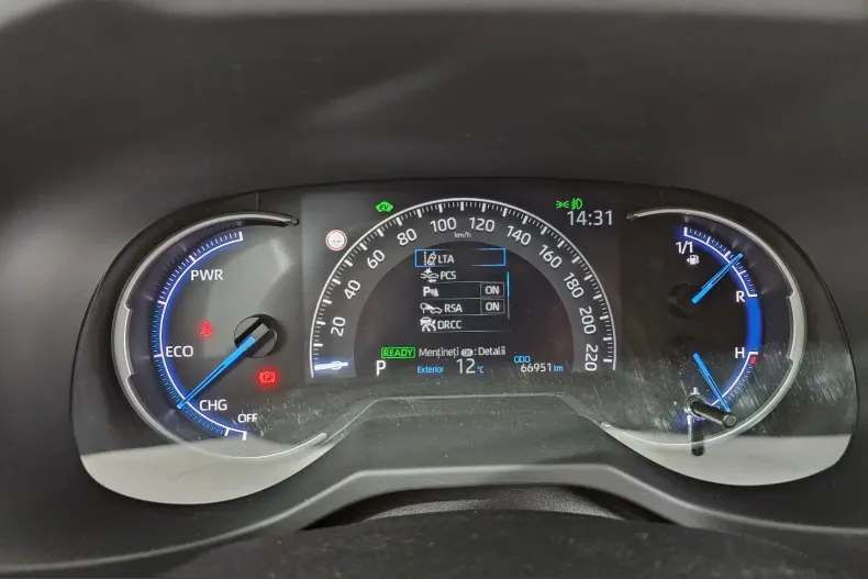 Toyota RAV4 din 2023 cu 66.951 km - oferta TOY203714 - foto 12