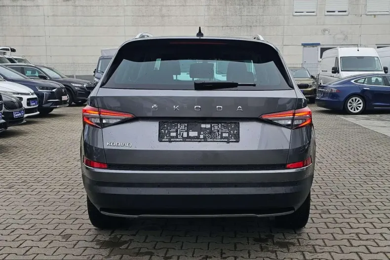 Skoda Kodiaq din 2023 cu 48.225 km - oferta SKO203716 - foto 5