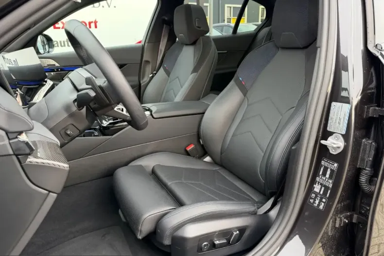 BMW 540 (Seria 5) din 2025 cu 10.900 km - oferta BMW203717 - foto 14