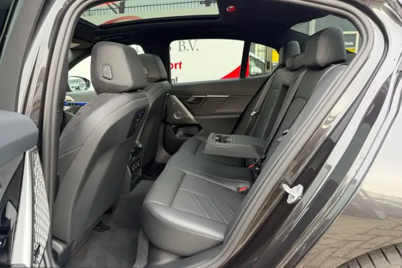 BMW 540 (Seria 5) din 2025 cu 10.900 km - oferta BMW203717 - foto 15