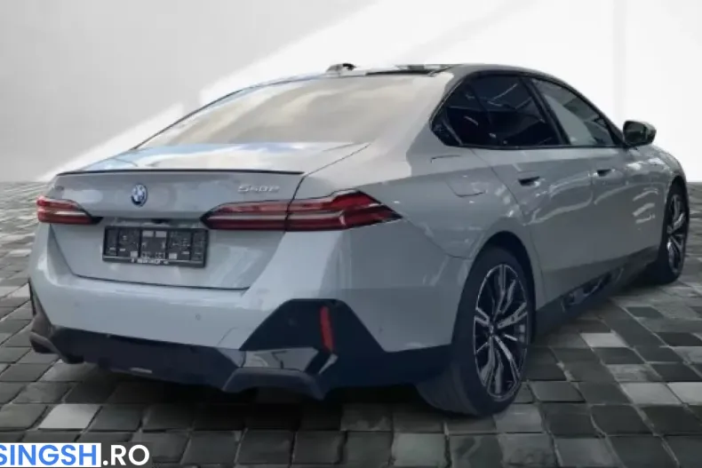 BMW 550 (Seria 5) din 2025 cu 20.480 km - oferta BMW203727 - foto 16
