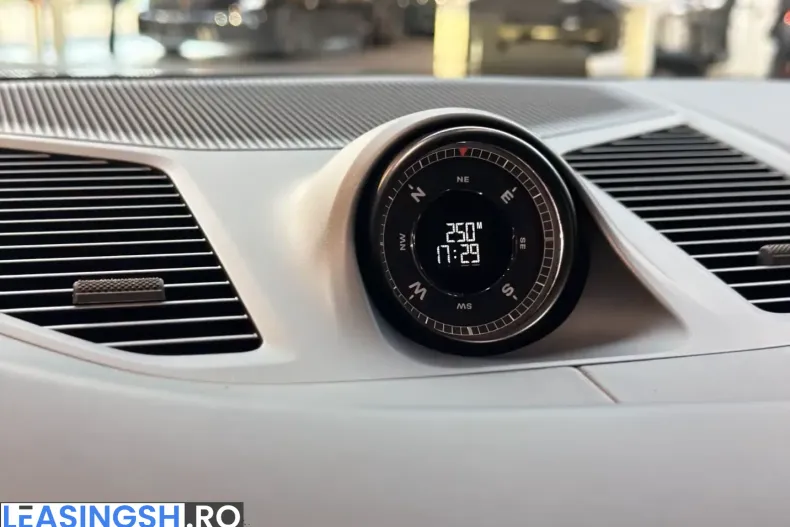 Porsche Cayenne din 2024 cu 14.600 km - oferta POR203729 - foto 11