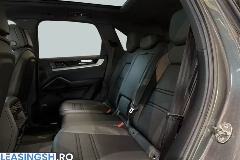 Porsche Cayenne din 2024 cu 14.600 km - oferta POR203729 - foto 18