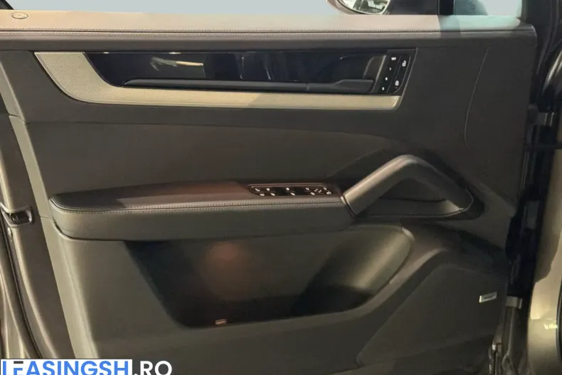 Porsche Cayenne din 2024 cu 14.600 km - oferta POR203729 - foto 23