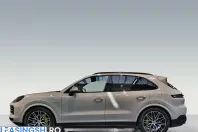 Porsche Cayenne din 2024 cu 22.400 km - oferta POR203735 - foto 4