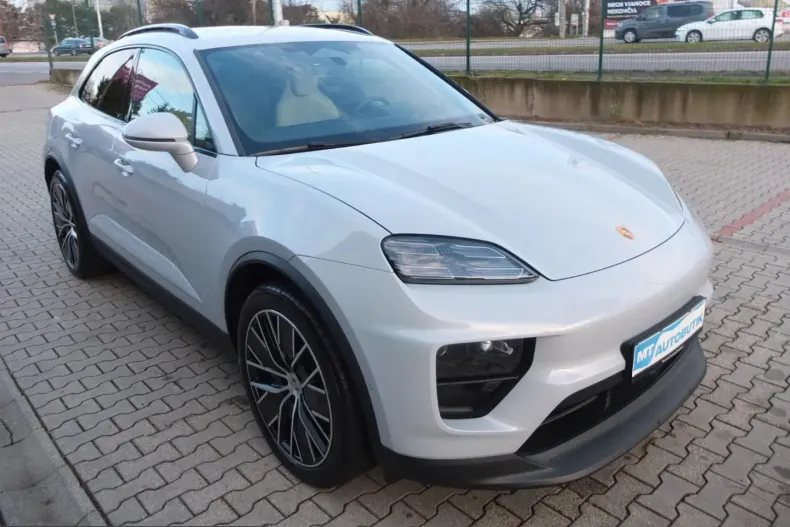 Porsche Macan din 2025 cu 9.000 km - oferta POR203737 - foto 12