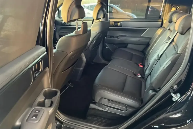 Hyundai Santa Fe din 2026 cu 15 km - oferta HYU203739 - foto 8