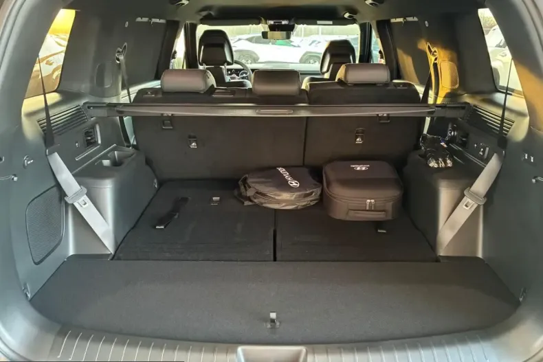 Hyundai Santa Fe din 2026 cu 15 km - oferta HYU203739 - foto 25