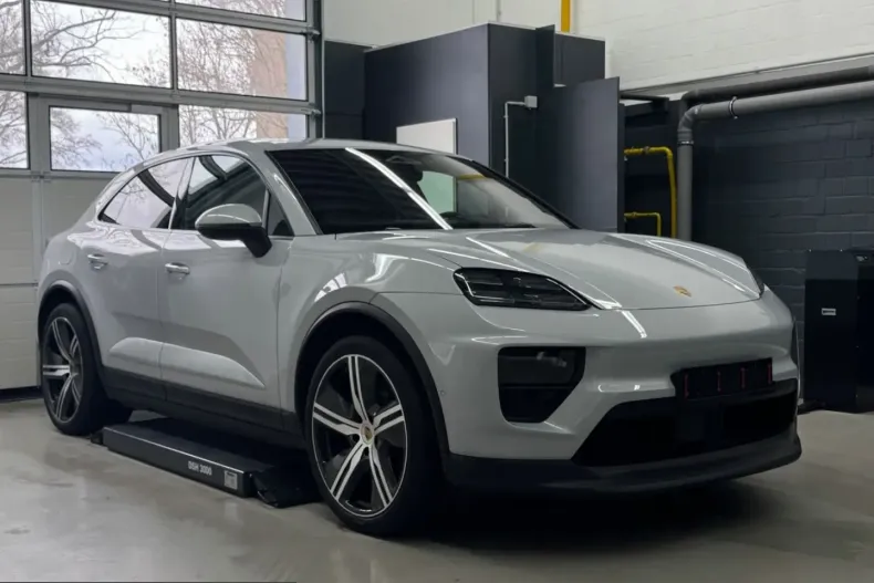 Porsche Macan din 2024 cu 36.700 km - oferta POR203740 - foto 6