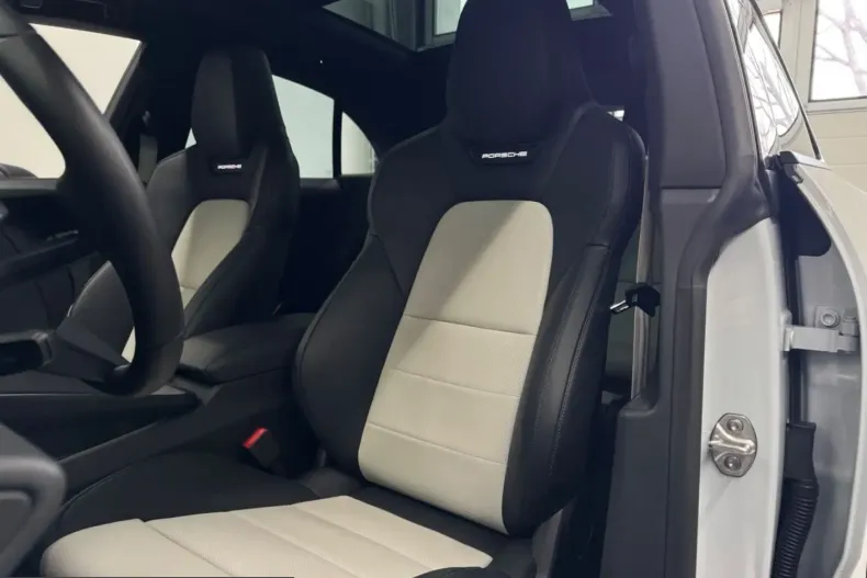 Porsche Macan din 2024 cu 36.700 km - oferta POR203740 - foto 16