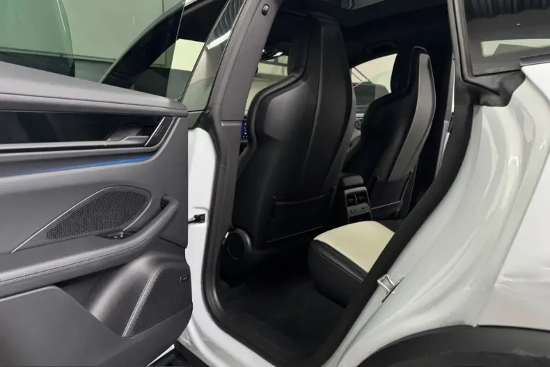 Porsche Macan din 2024 cu 36.700 km - oferta POR203740 - foto 19