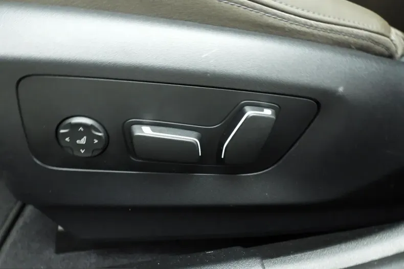 BMW 550 (Seria 5) din 2025 cu 21.000 km - oferta BMW203741 - foto 26