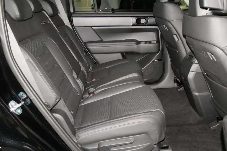 Hyundai Santa Fe din 2026 cu 10 km - oferta HYU203743 - foto 11