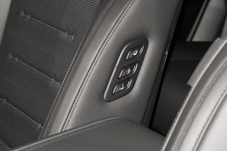 Hyundai Santa Fe din 2026 cu 10 km - oferta HYU203743 - foto 14