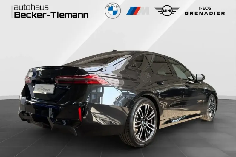 BMW 540 (Seria 5) din 2025 cu 19.543 km - oferta BMW203744 - foto 8