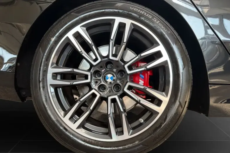 BMW 540 (Seria 5) din 2025 cu 19.543 km - oferta BMW203744 - foto 10